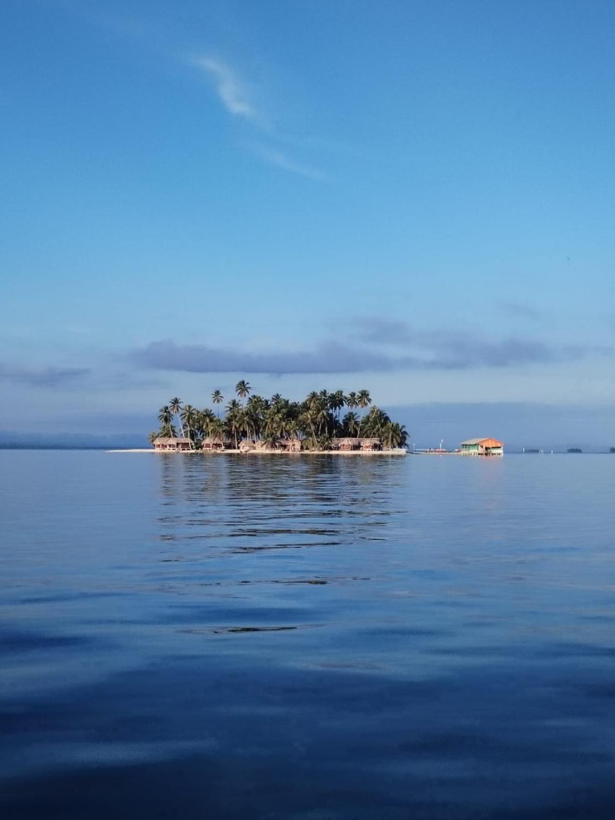Discovery Gunayar Villa Mamartupo Exterior photo